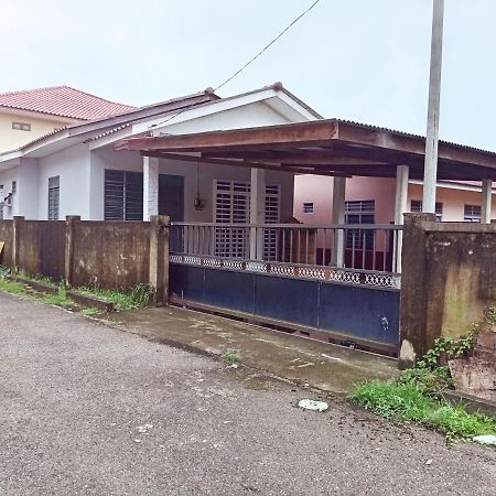 Homestay Wan Z Kuala Terengganu Luaran gambar
