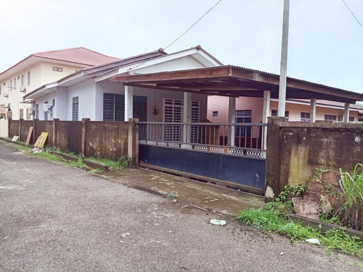 Homestay Wan Z Kuala Terengganu Luaran gambar